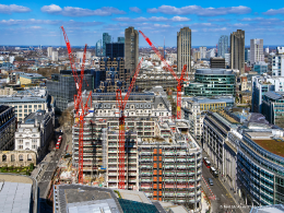 WOLFF-Krane arbeiten an der Umgestaltung der ehemaligen British Telecom Zentrale in London