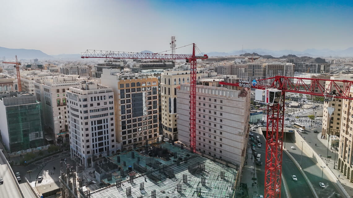 Trusted performance for large-scale construction projects.