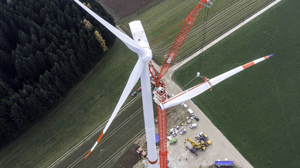 Deutschland – Windkraftanlage, Deining
